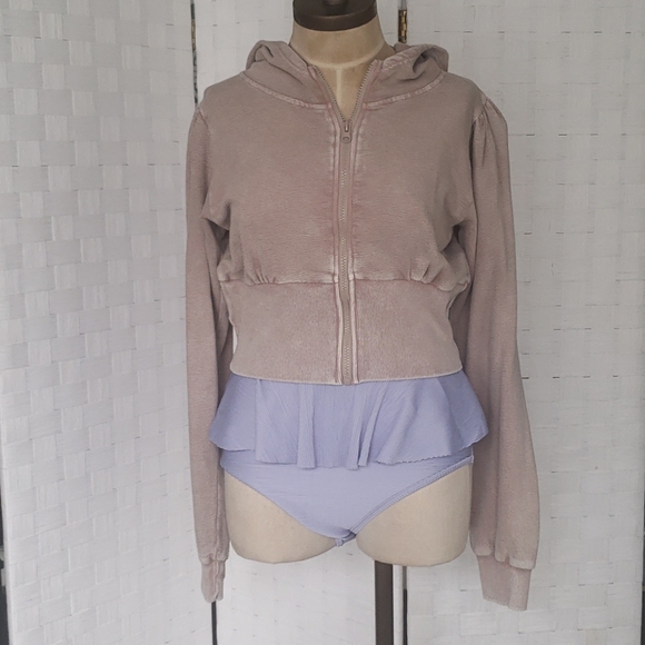 Jacket - Picture 2 of 3